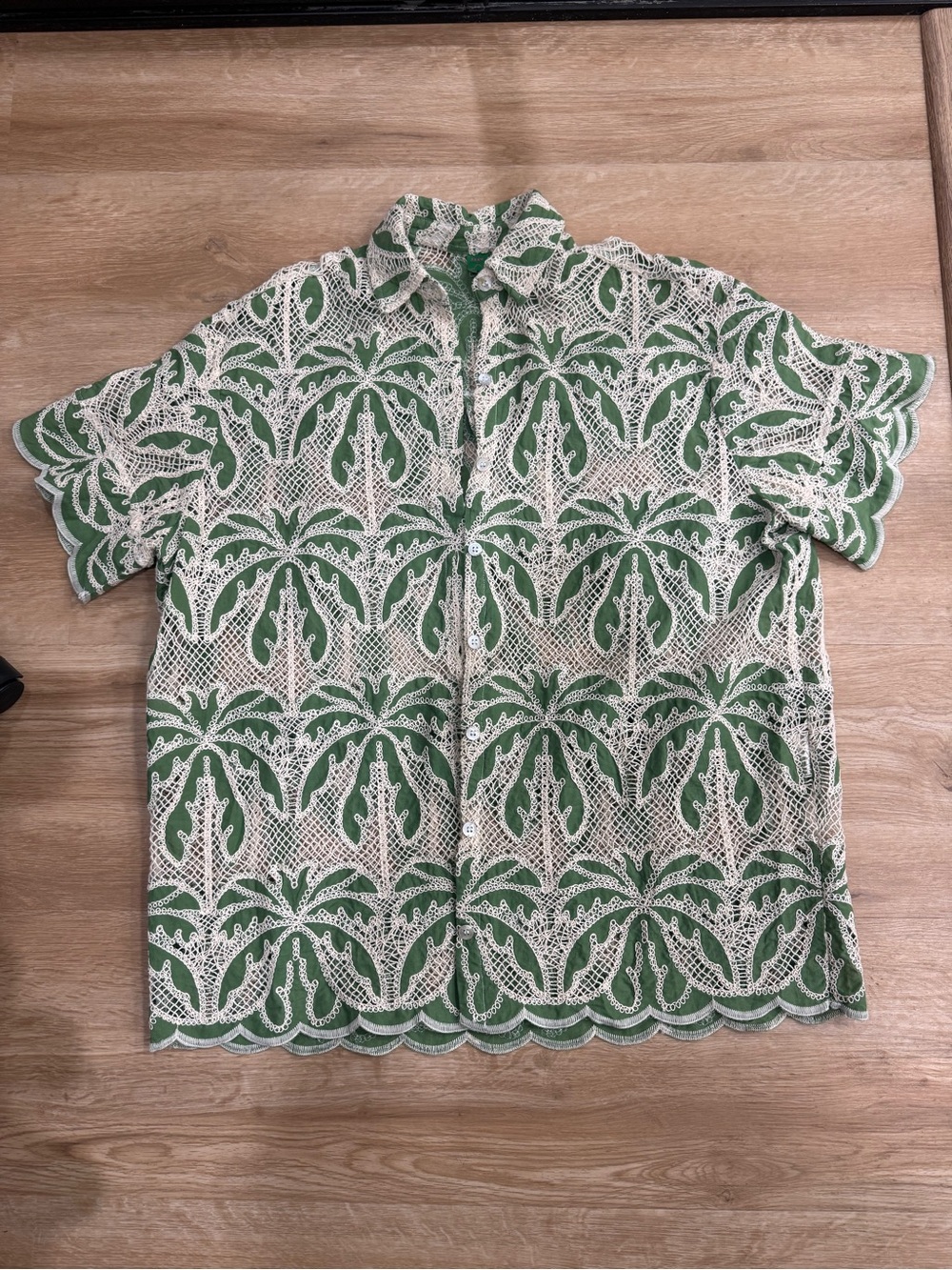 Farm Rio Green & White Patterned Short-Sleeve Button-Up Shirt